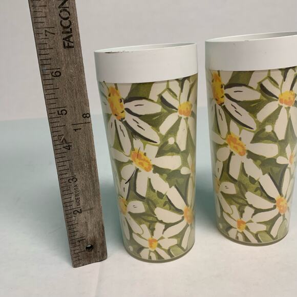 Thermo-Serv West Bend Vintage Floral Daisy Plastic Insulated Tumblers-Set of 2 - Picture 2 of 5